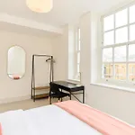 The East London Mile Classic - Stunning 2Bdr Flat