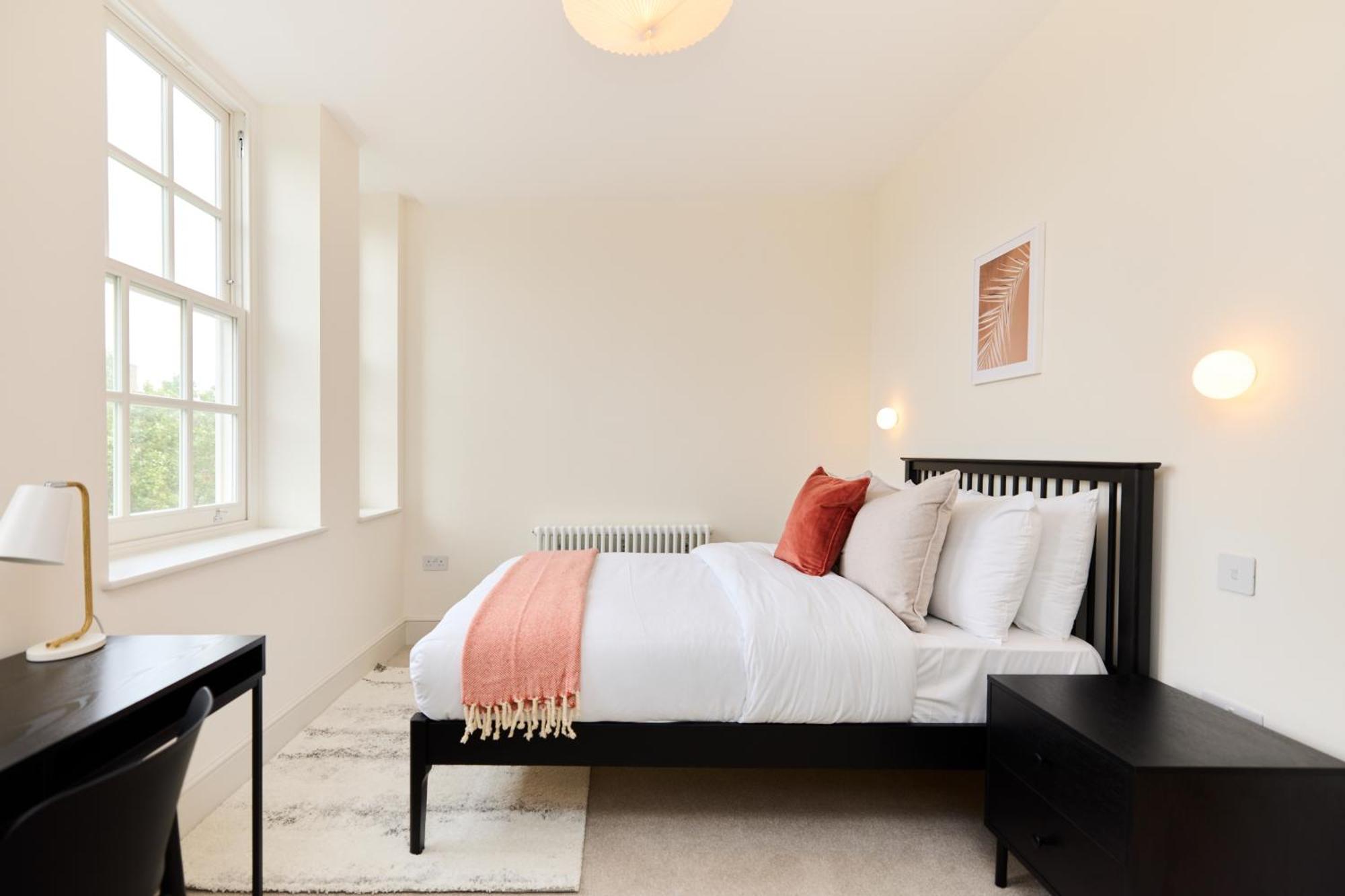 The East Mile Classic - Stunning 2bdr Flat *